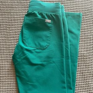 Figs scrub bottoms-hunter green XS regular livingston